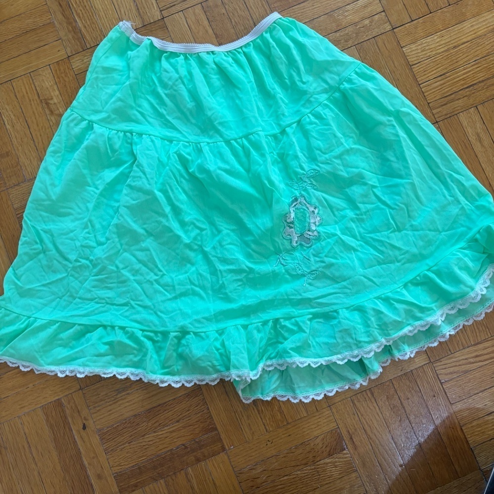 vintage lingerie skirt sea-foam green 70s *accepting offers Needs to be steamed
